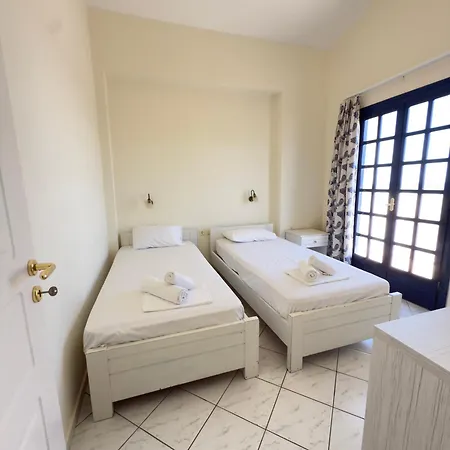 Ξενοδοχείο με διαμερίσματα Pannonia 4*