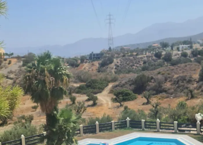 Pannonia アパートホテル 3*