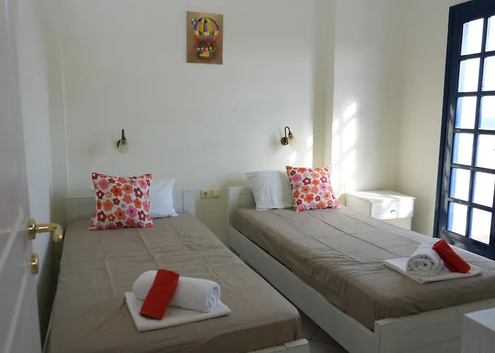 Pannonia アパートホテル ヘルソニソス