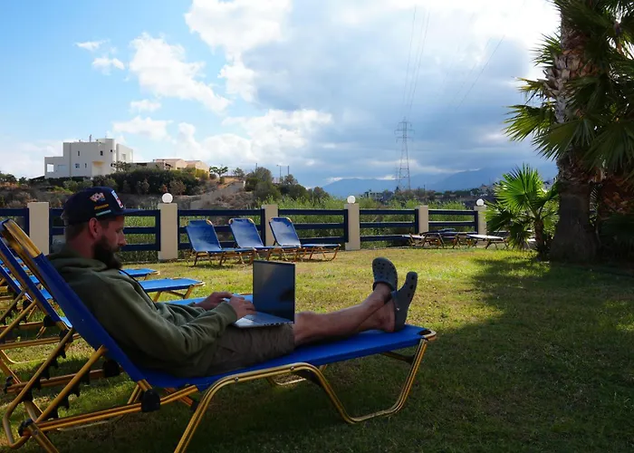 アパートホテル Pannonia