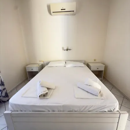 Apartmanhotel Pannonia Herszonisszosz