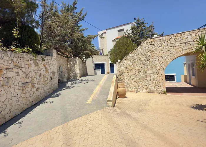 Aparthotel Pannonia 3*