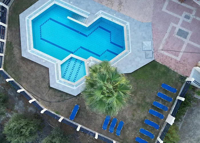 Aparthotel Pannonia 3*