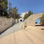 Ξενοδοχείο με διαμερίσματα Pannonia 4*