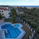 Ξενοδοχείο με διαμερίσματα Pannonia 4*